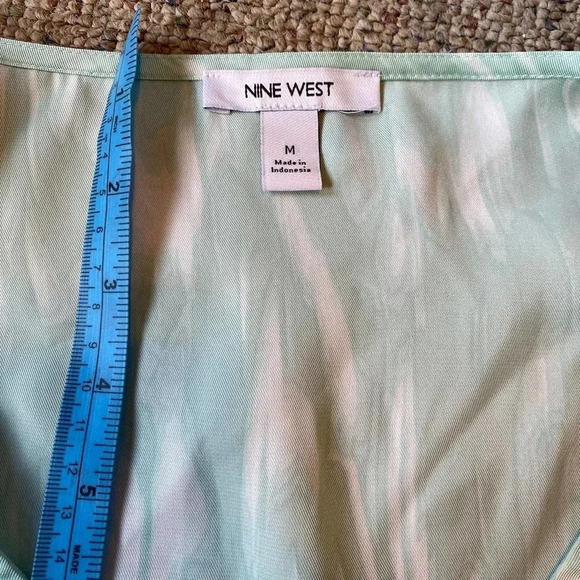 Nine West Blouse Women Size M - Picture 4 of 4